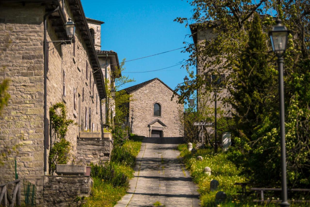 Ostello Podesteria Di Gombola - Arte E Territorio Polinago Bagian luar foto