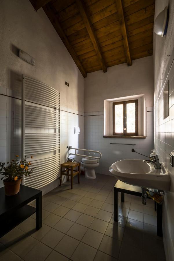 Ostello Podesteria Di Gombola - Arte E Territorio Polinago Bagian luar foto