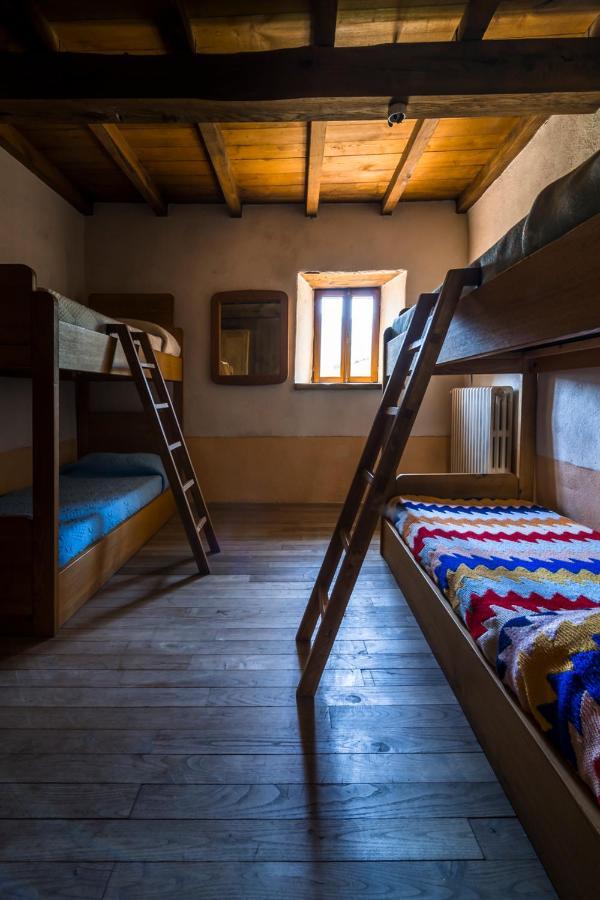 Ostello Podesteria Di Gombola - Arte E Territorio Polinago Bagian luar foto